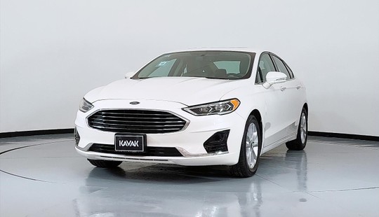 Ford Fusion Se Luxury-2020