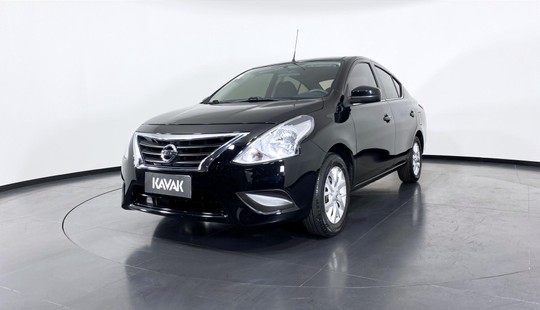 Nissan Versa SV 2017