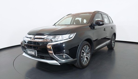 Mitsubishi Outlander AUTOMATICO GASOLINA 2016
