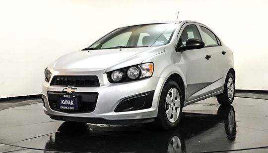 Chevrolet Sonic LS 2015