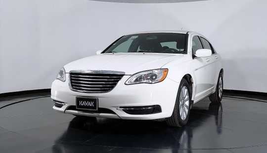 Chrysler 200 Touring 2012