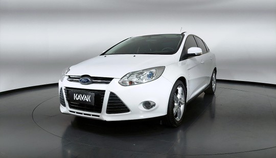 Ford Focus SE SEDAN 2015