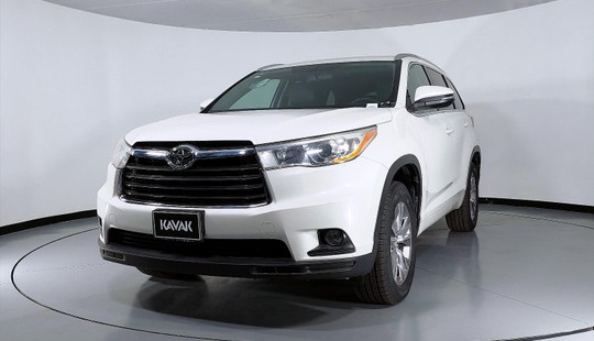Toyota Highlander XLE 2015