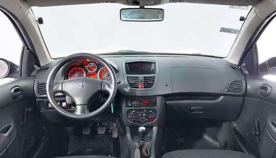 Peugeot 207 1.4 Active 2013