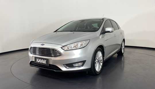 Ford Focus TITANIUM SEDAN 2016