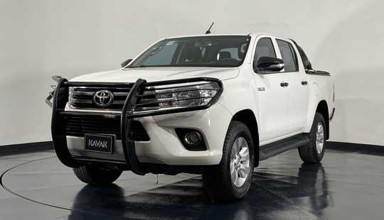 Toyota Hilux Doble Cab Mid 2016
