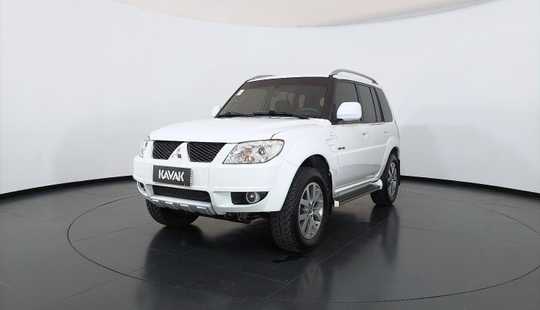 Mitsubishi PAJERO TR4 4X4 AUTOMATICO FLEX 2015