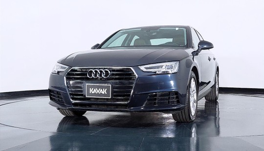 Audi A4 Select 2.0T 2017