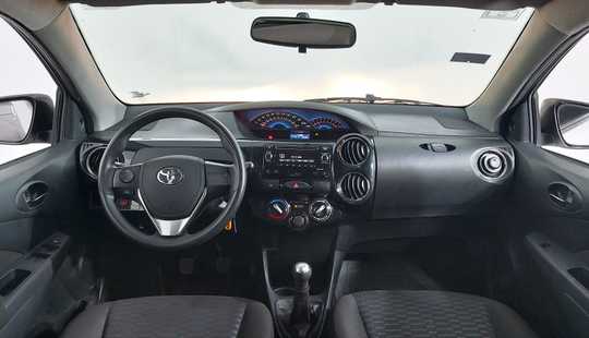 Toyota Etios 1.5 Xs 2015
