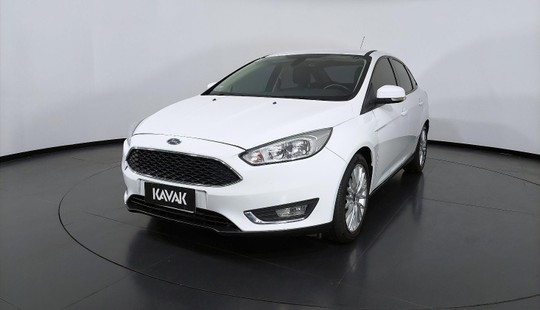 Ford Focus SE PLUS FASTBACK 2016