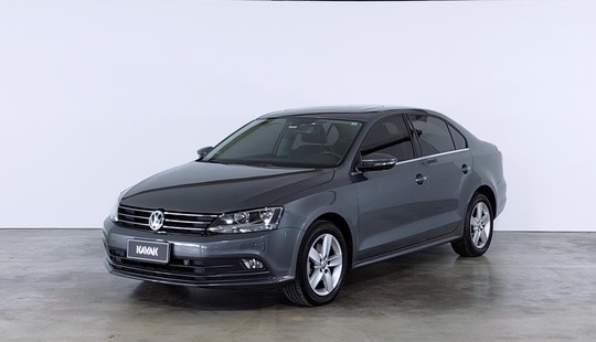 Volkswagen Vento 2.5 Luxury 170cv 2016