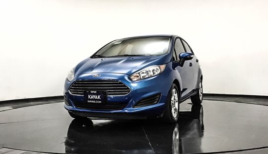 Ford Fiesta HB SE 2015