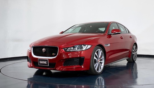 Jaguar XE S 2016