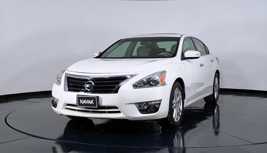 Nissan Altima Exclusive 2013