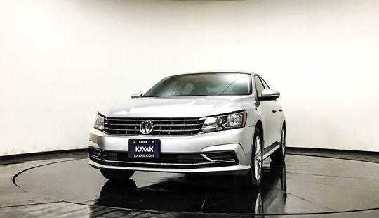 Volkswagen Passat Comfortline 2016
