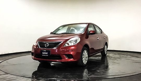 Nissan Versa Sense 2014