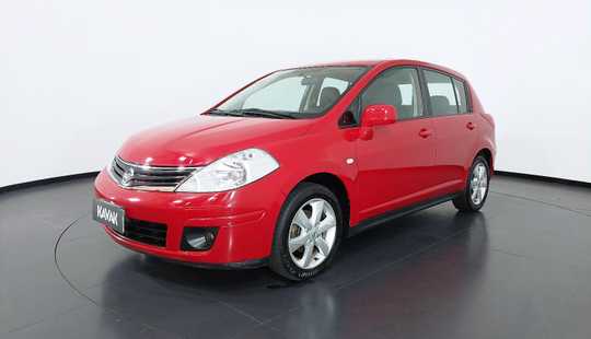 Nissan Tiida SL 2011