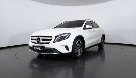 Mercedes Benz GLA 200 CGI VISION BLACK EDITION TB-2015