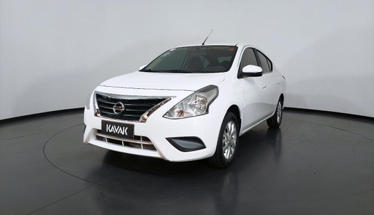 Nissan Versa SV 2018