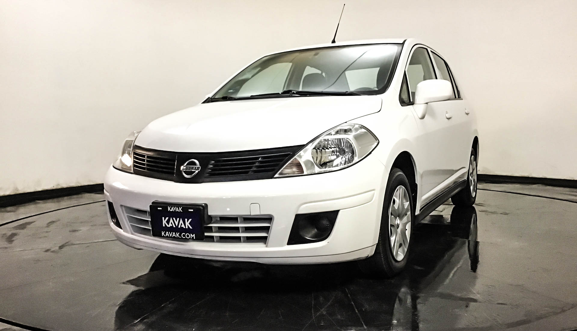 Nissan tiida 2016