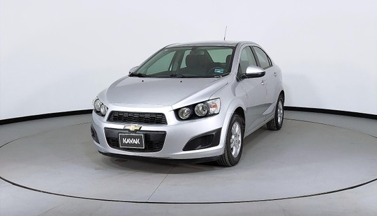 Chevrolet Sonic HB. LT TM5 (Línea anterior) 2016
