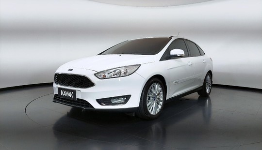Ford Focus SE PLUS FASTBACK 2017
