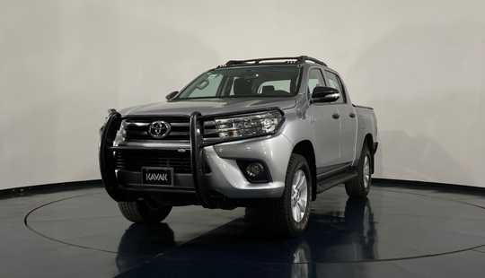Toyota Hilux Doble Cab Mid 2017