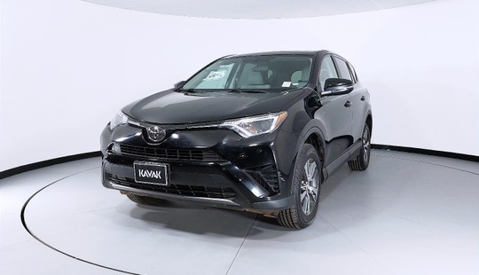 Toyota RAV4 XLE 2018