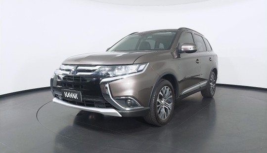 Mitsubishi Outlander AUTOMATICO GASOLINA 2016