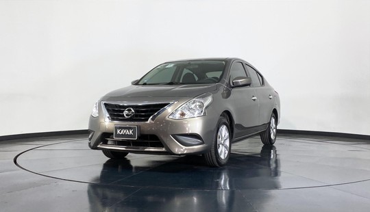 Nissan Versa Sense 2019
