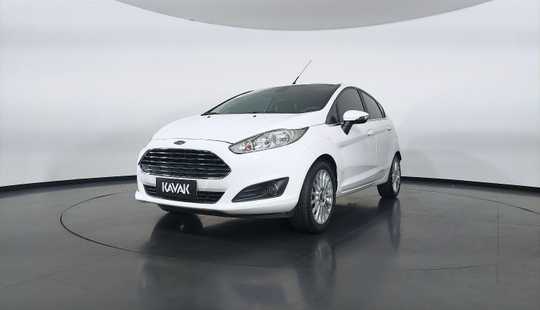 Ford Fiesta TITANIUM HATCH 2014
