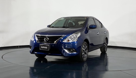Nissan Versa Advance 2019