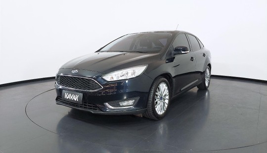 Ford Focus SE FASTBACK 2018