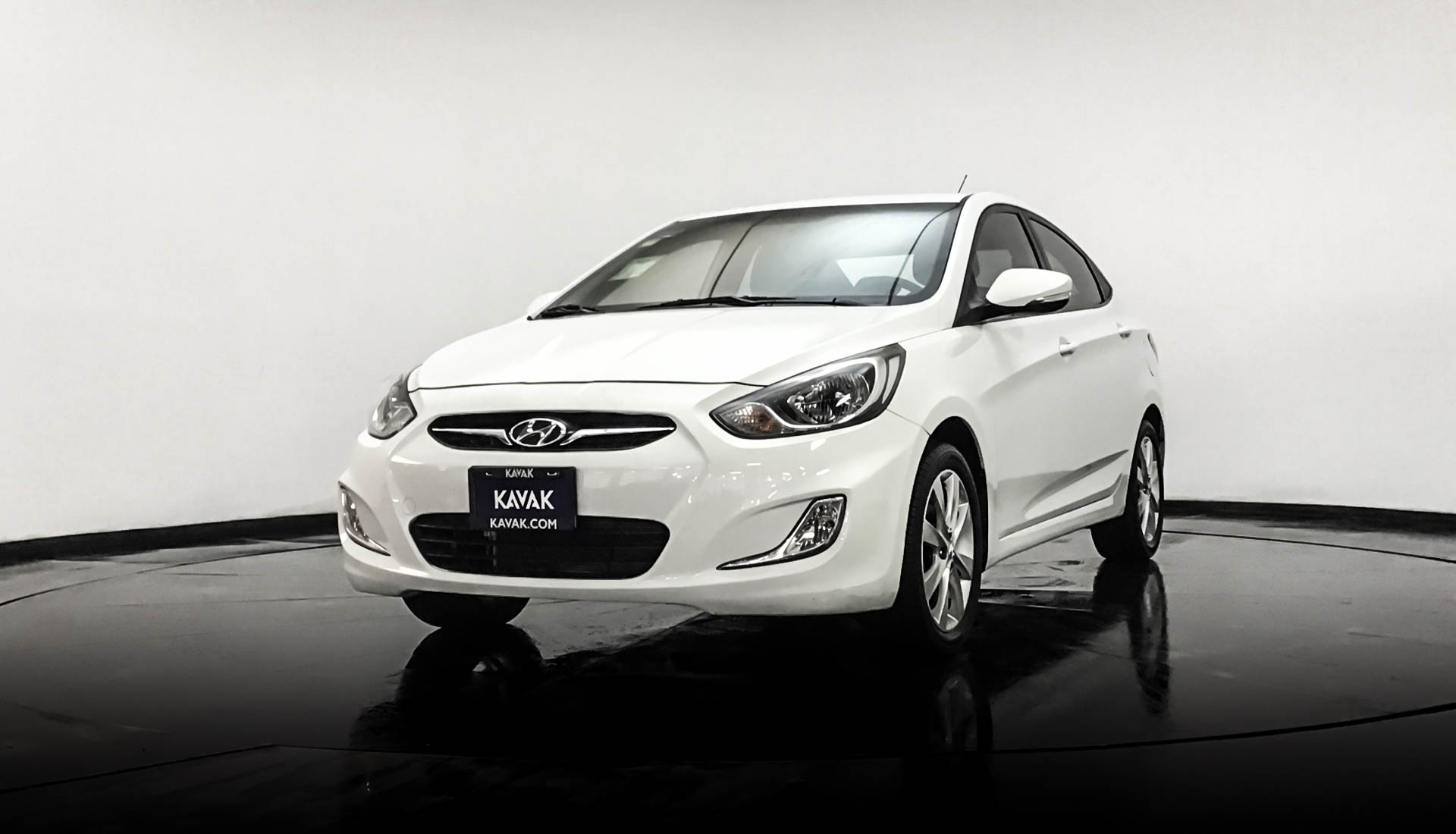 Dodge Attitude 2013 #16045 | 22272 KM | Precio: $117999