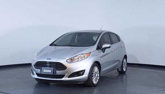 Ford Fiesta Kinetic Design 1.6 Titanium Powershift 120cv 2015
