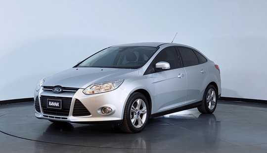 Ford Focus III 2.0 Sedan Se Plus Mt L/14 2015