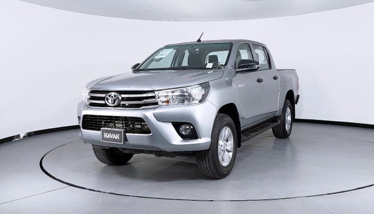 Toyota Hilux Doble Cab Mid 2019