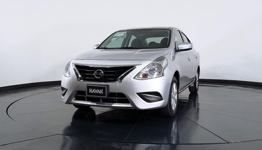 Nissan Versa Sense 2019