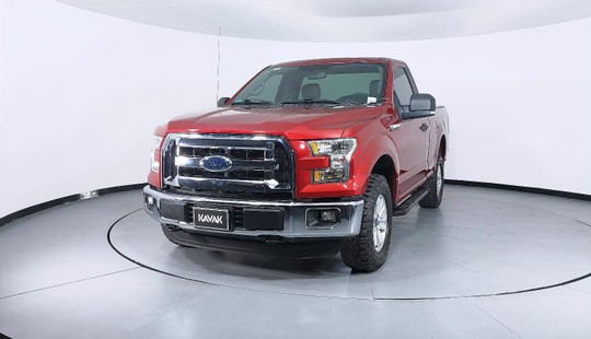 Ford Lobo Cabina Regular XLT 2016