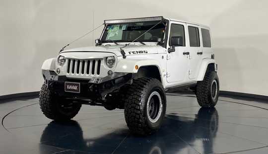 Jeep Wrangler Unlimited Sahara 2015
