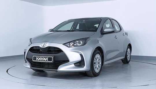 Toyota Yaris 1.0 VISION 2021