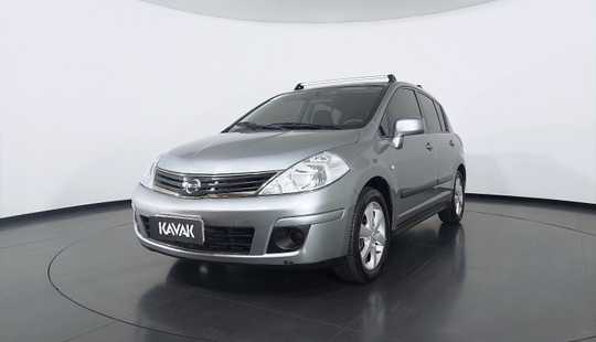Nissan Tiida S 2012