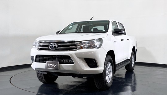 Toyota Hilux Doble Cab Mid-2017