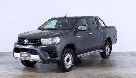 Toyota Hilux 2.4 Cd Dx 150cv 4x2-2017