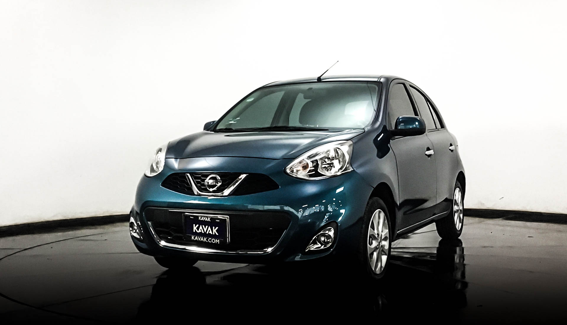 Nissan march 2018