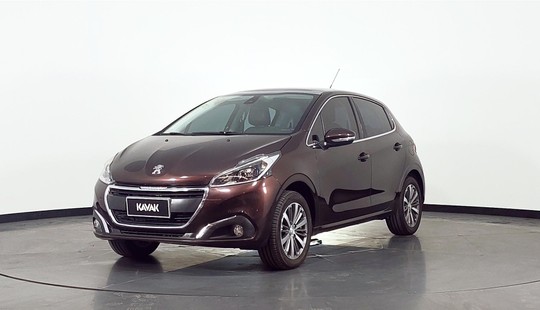 Peugeot 208 1.6 Feline 2017
