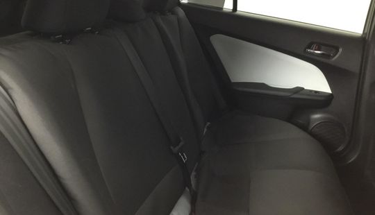 Toyota Prius Hatch Back Base Híbrido 2016