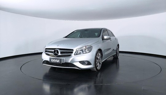 Mercedes Benz A 200 TURBO STYLE-2015