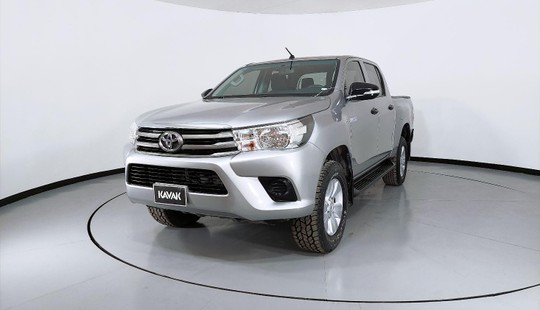 Toyota Hilux Doble Cab Mid-2017