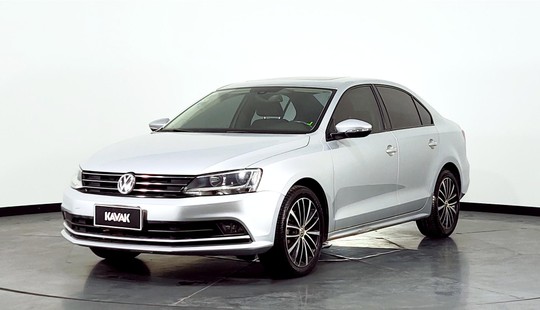 Volkswagen Vento 2.5 Advance Plus 170cv Tiptronic 2016